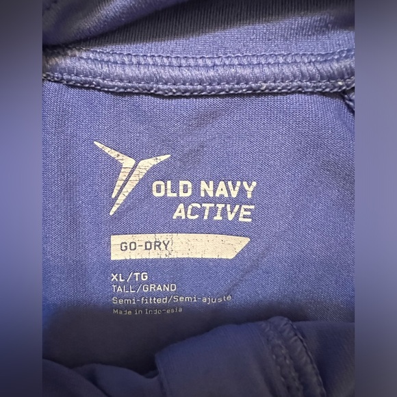 Old Navy Active athletic zip up - Picture 4 of 4